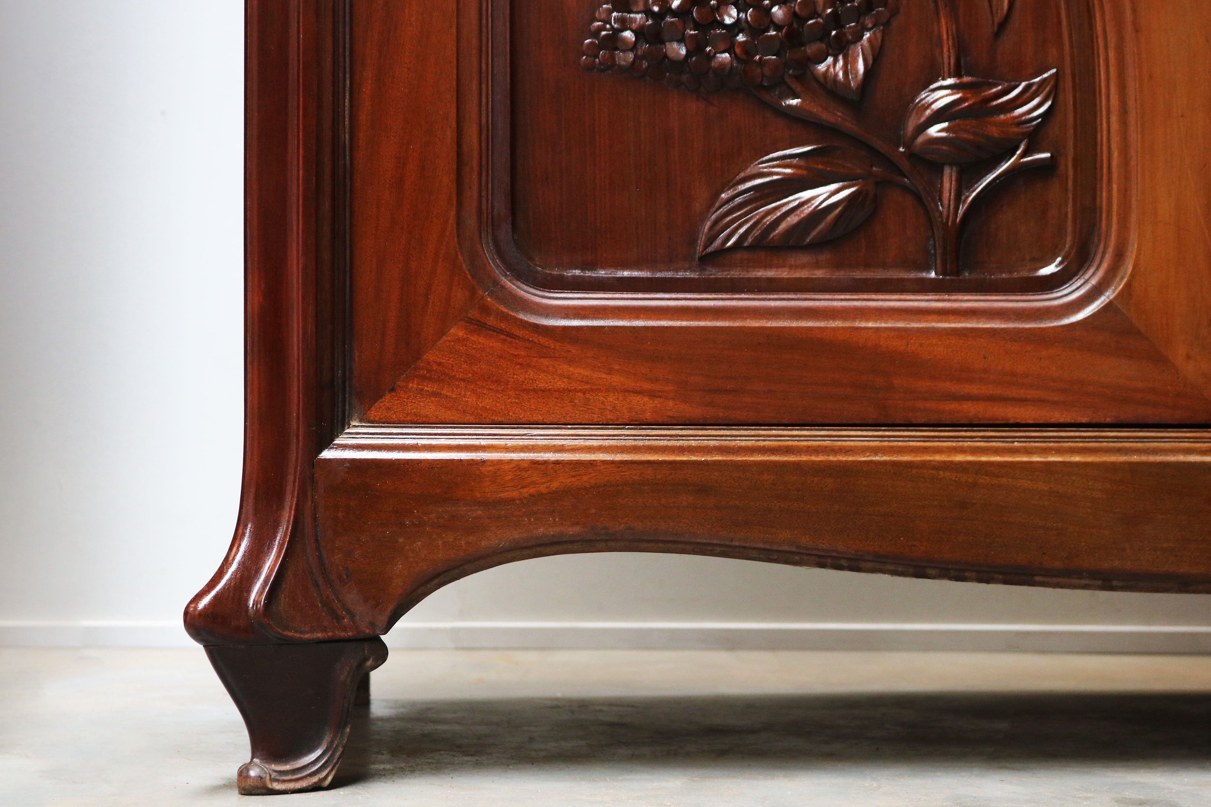 Pair of Art Nouveau buffet cabinet by Maison Gouffe Jeune 1902