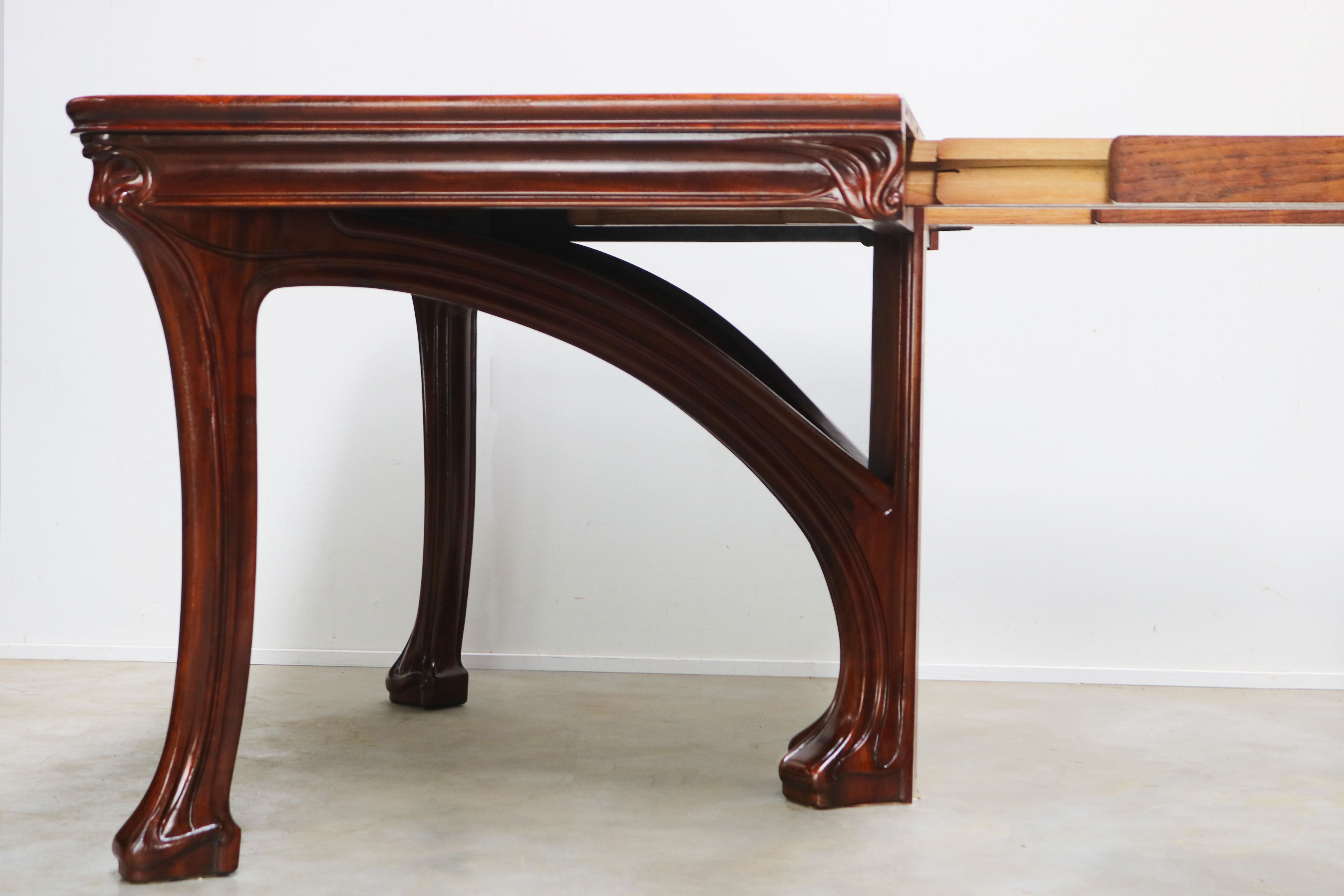 Exquisite Art Nouveau dining table by Eugene Gaillard for Maison Bing 1900