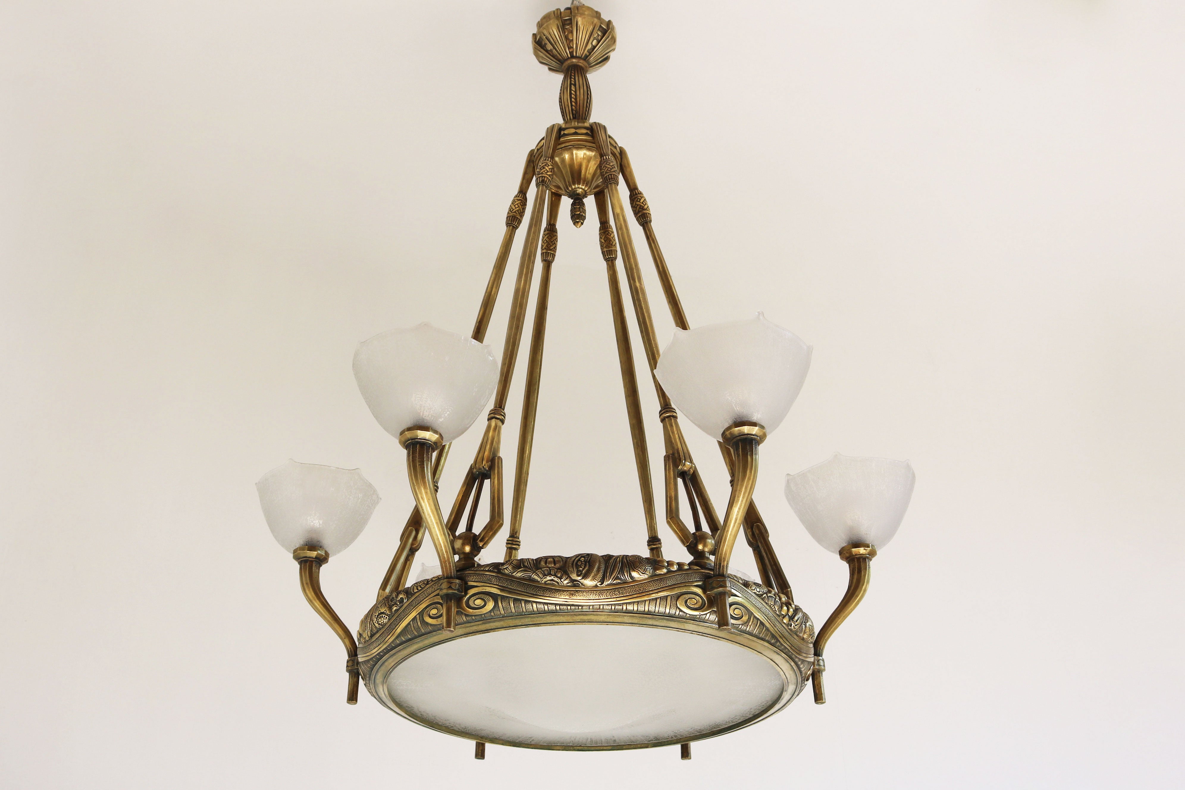 Monumental chandelier by Maurice Dufrene & Daum Nancy 1920