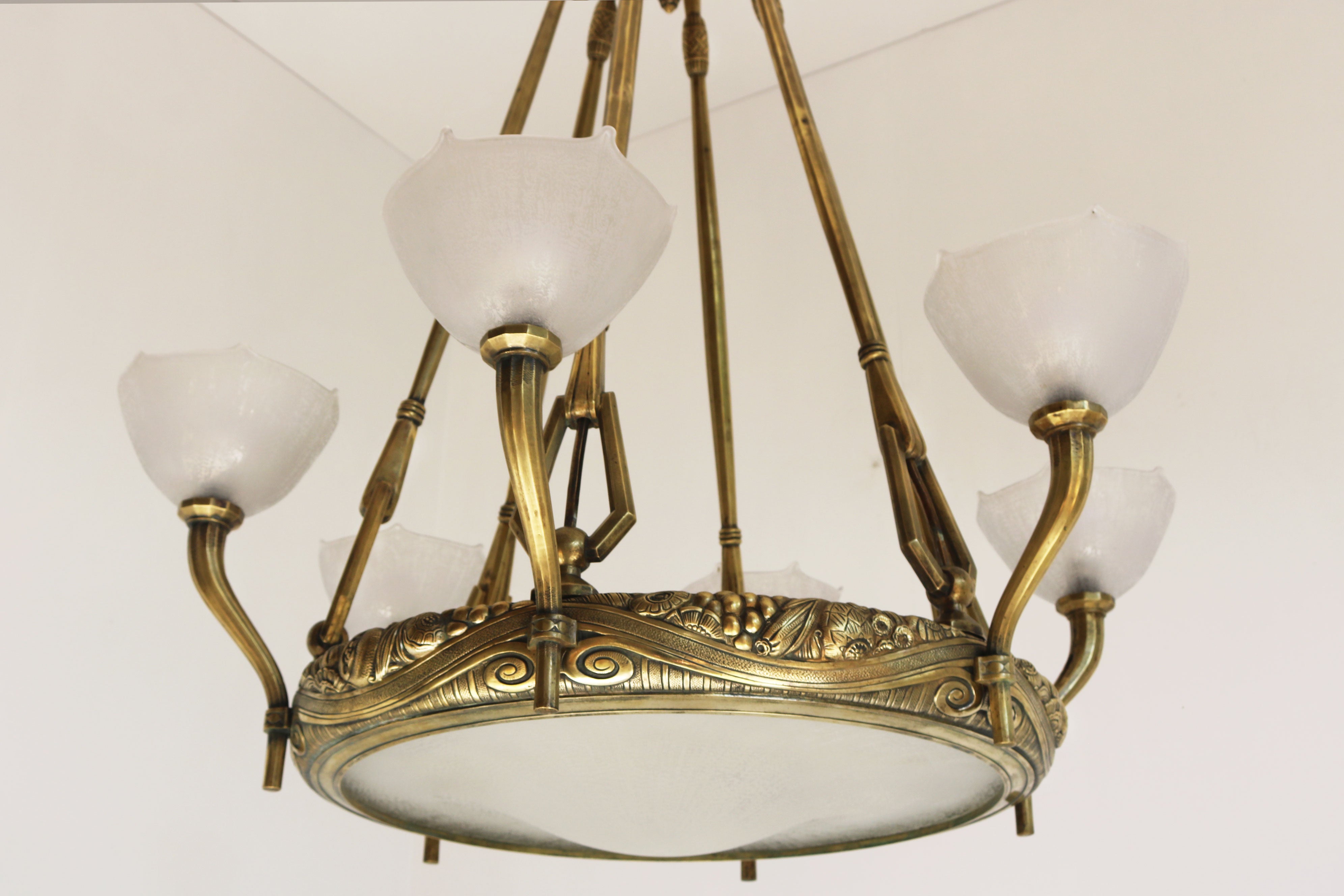 Monumental chandelier by Maurice Dufrene & Daum Nancy 1920