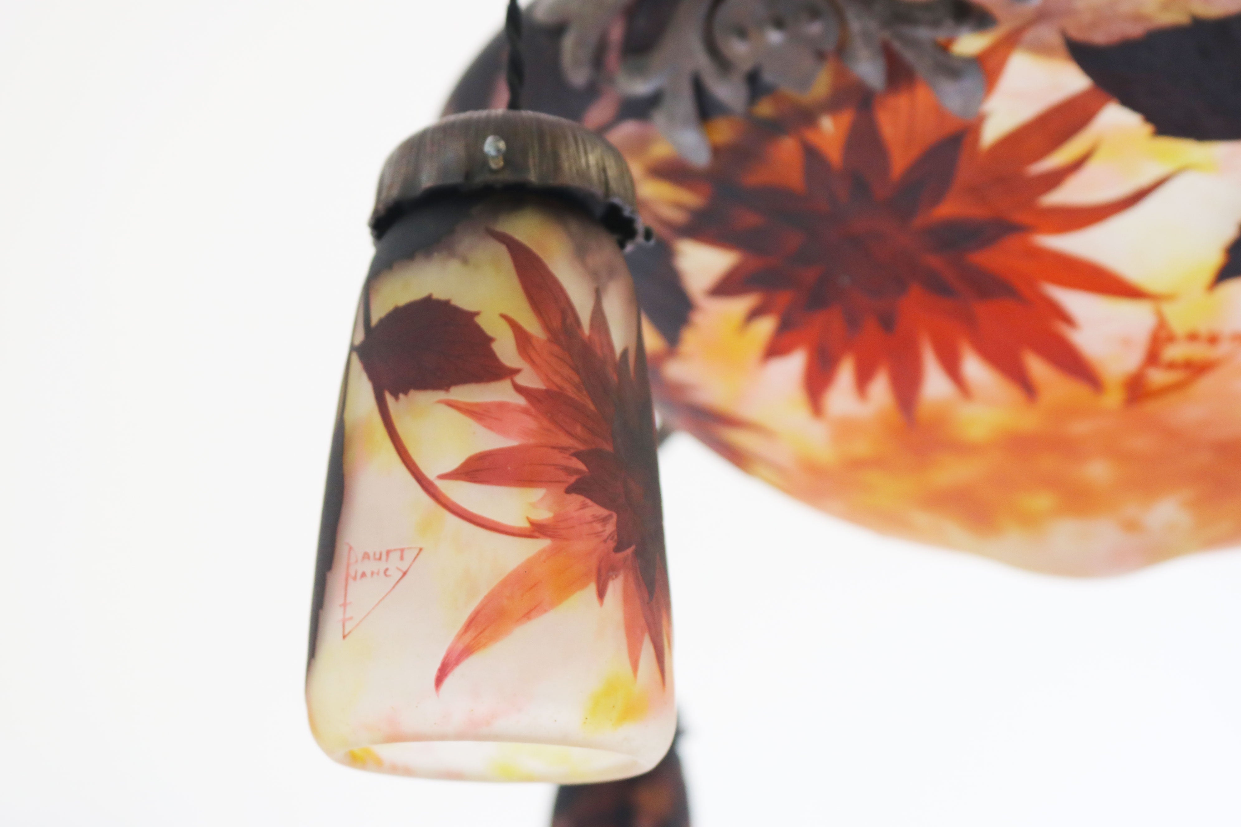 Exquisite ''Dahlia'' chandelier by Daum Nancy & Louis Majorelle