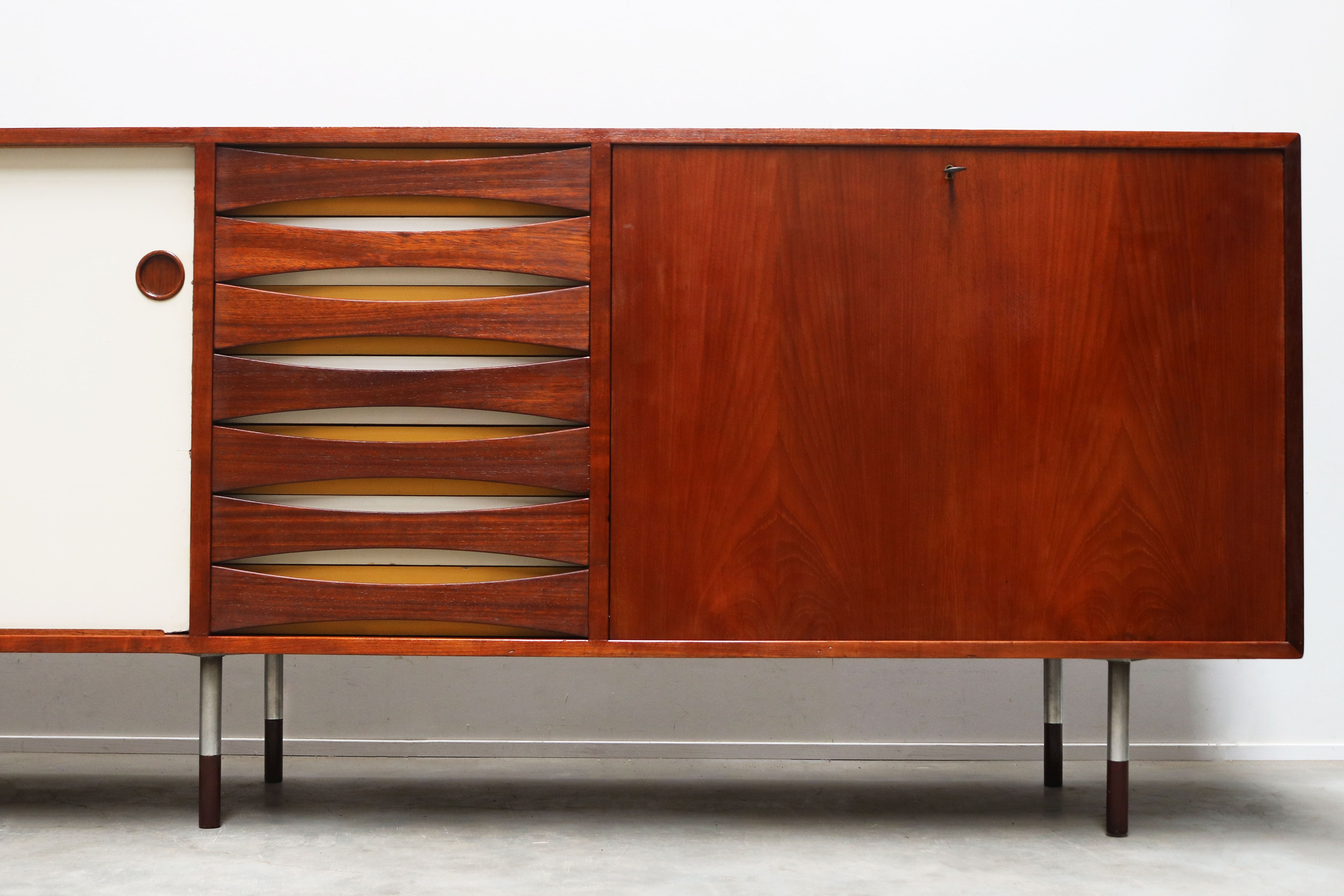 Original Arne Vodder model: 29A ''Triennale'' sideboard 1957 Denmark