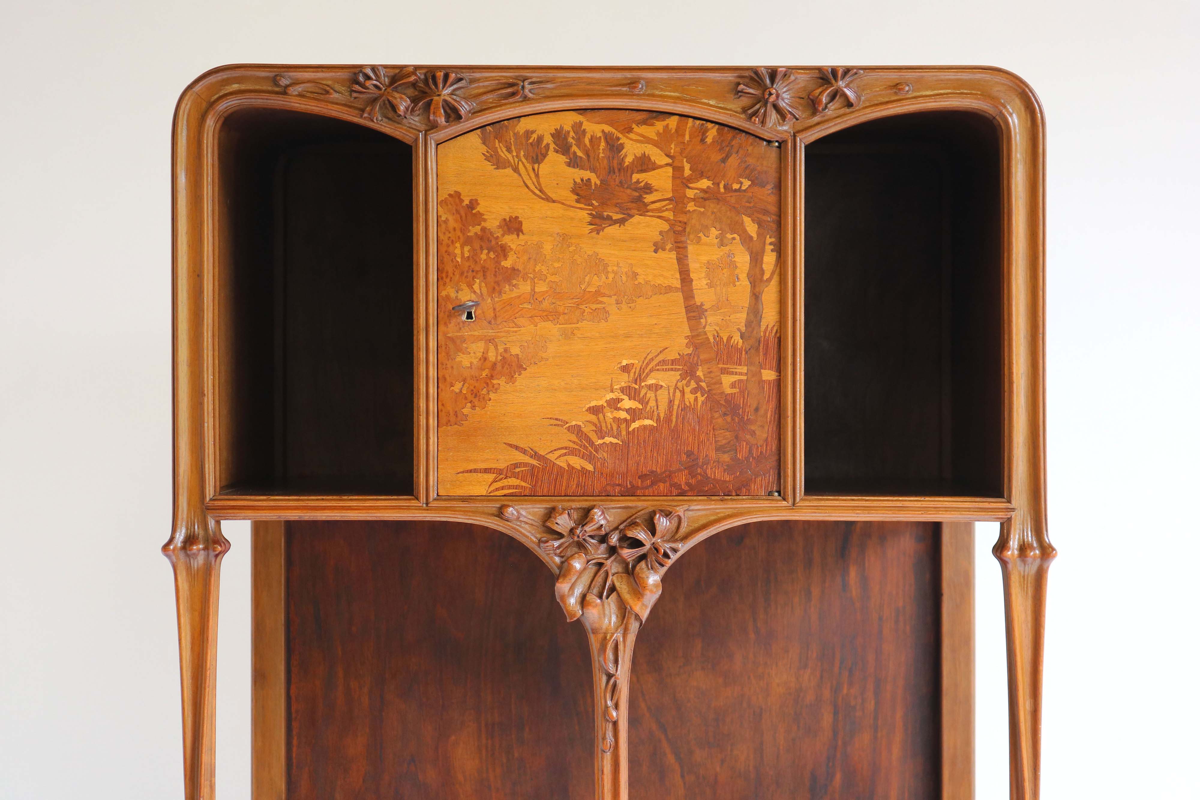 Louis Majorelle Art Nouveau Cabinet 1900