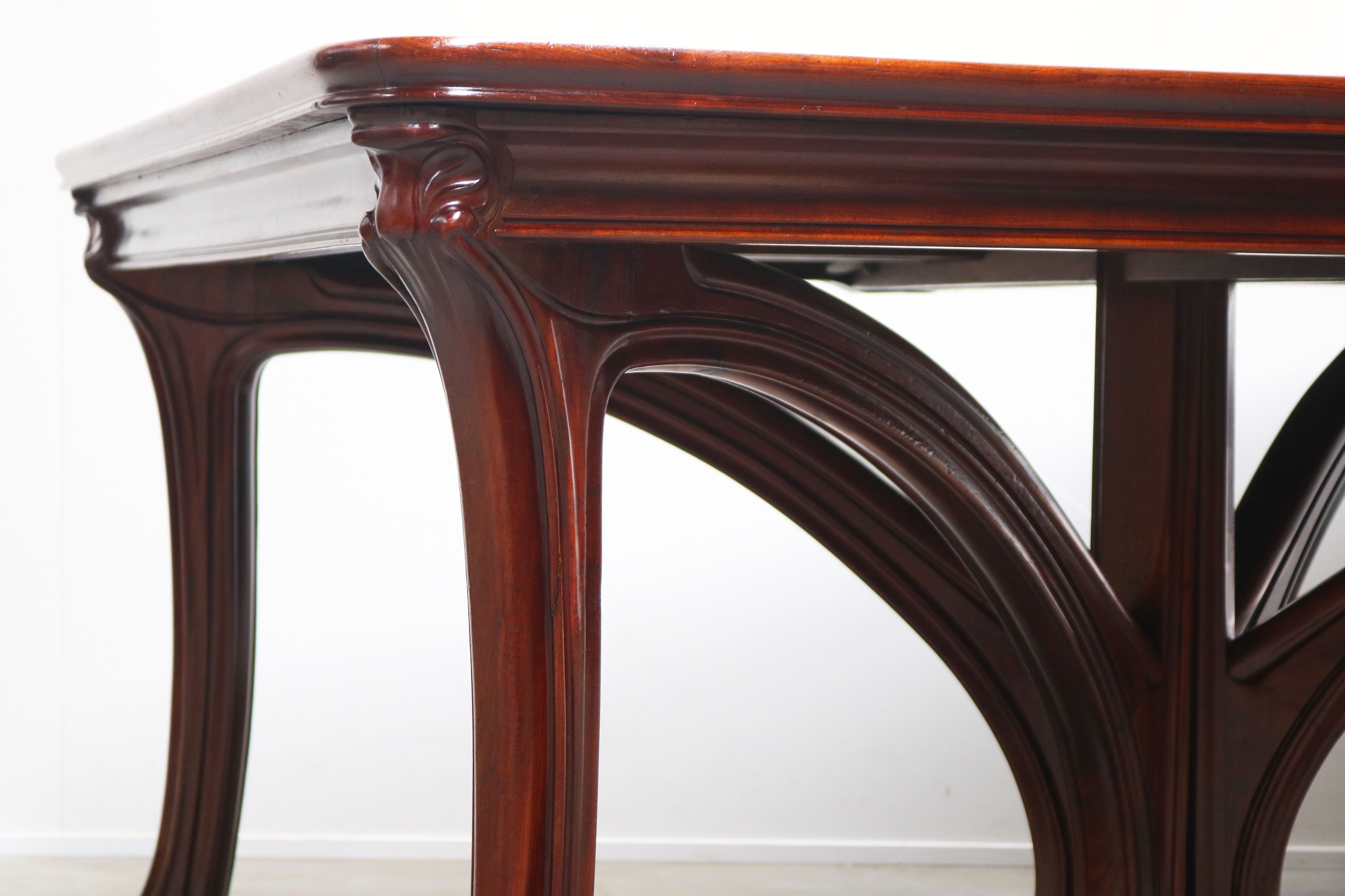 Exquisite Art Nouveau dining table by Eugene Gaillard for Maison Bing 1900