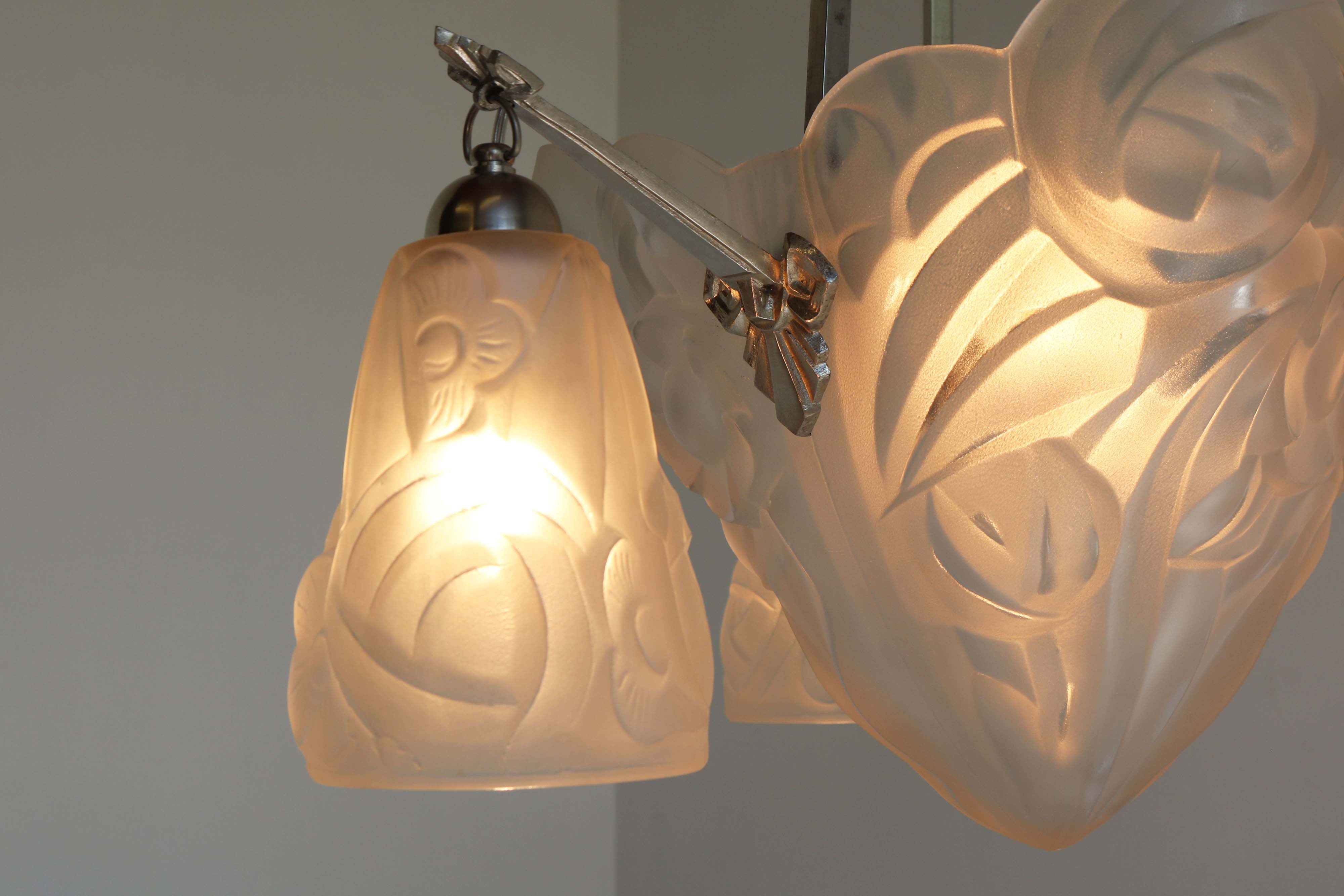 Geometric Art Deco chandelier by David Gueron Degue 1930