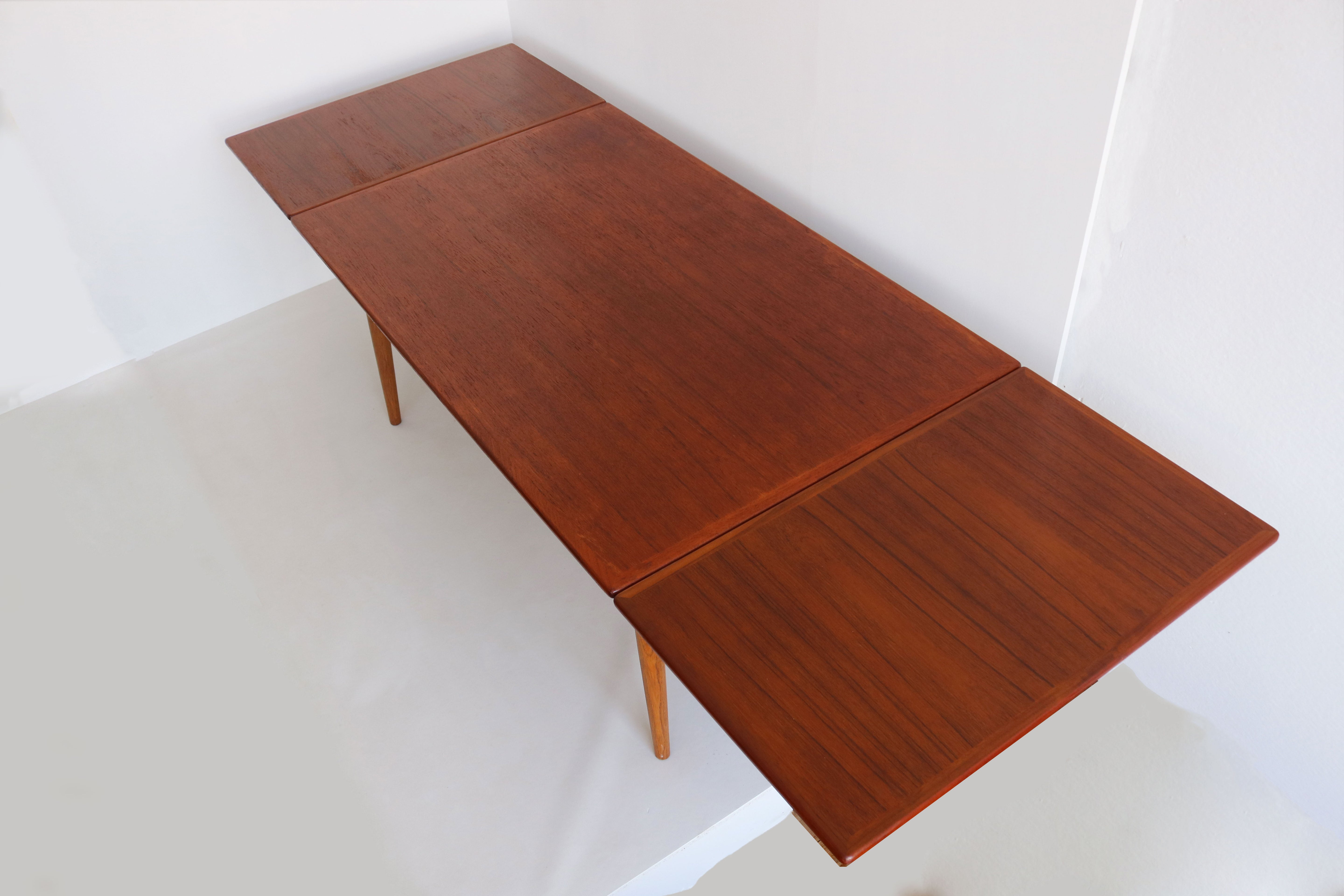 Rare AT-312 table in Teak & Oak by Hans J. Wegner for Andreas Tuck 1950