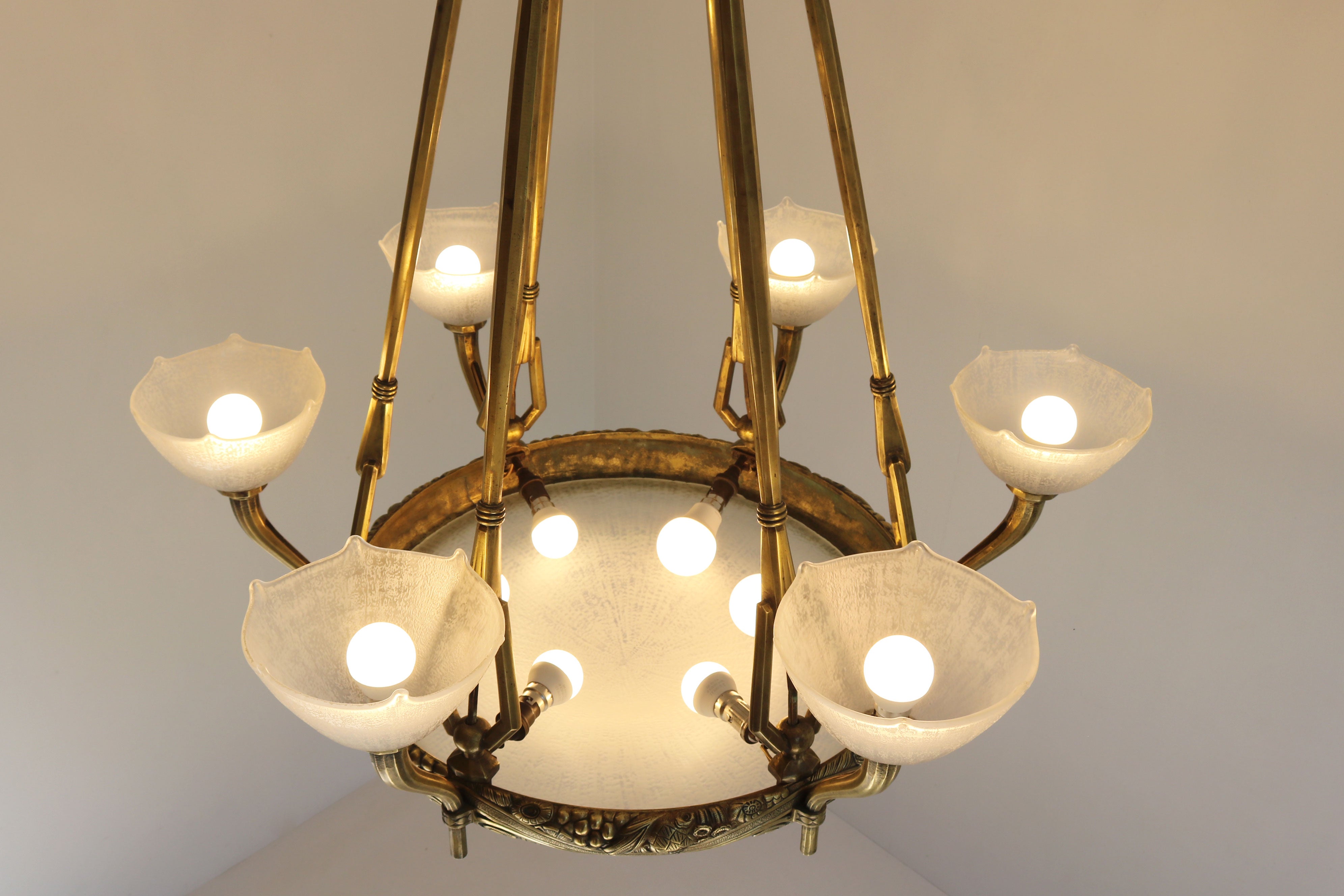 Monumental chandelier by Maurice Dufrene & Daum Nancy 1920