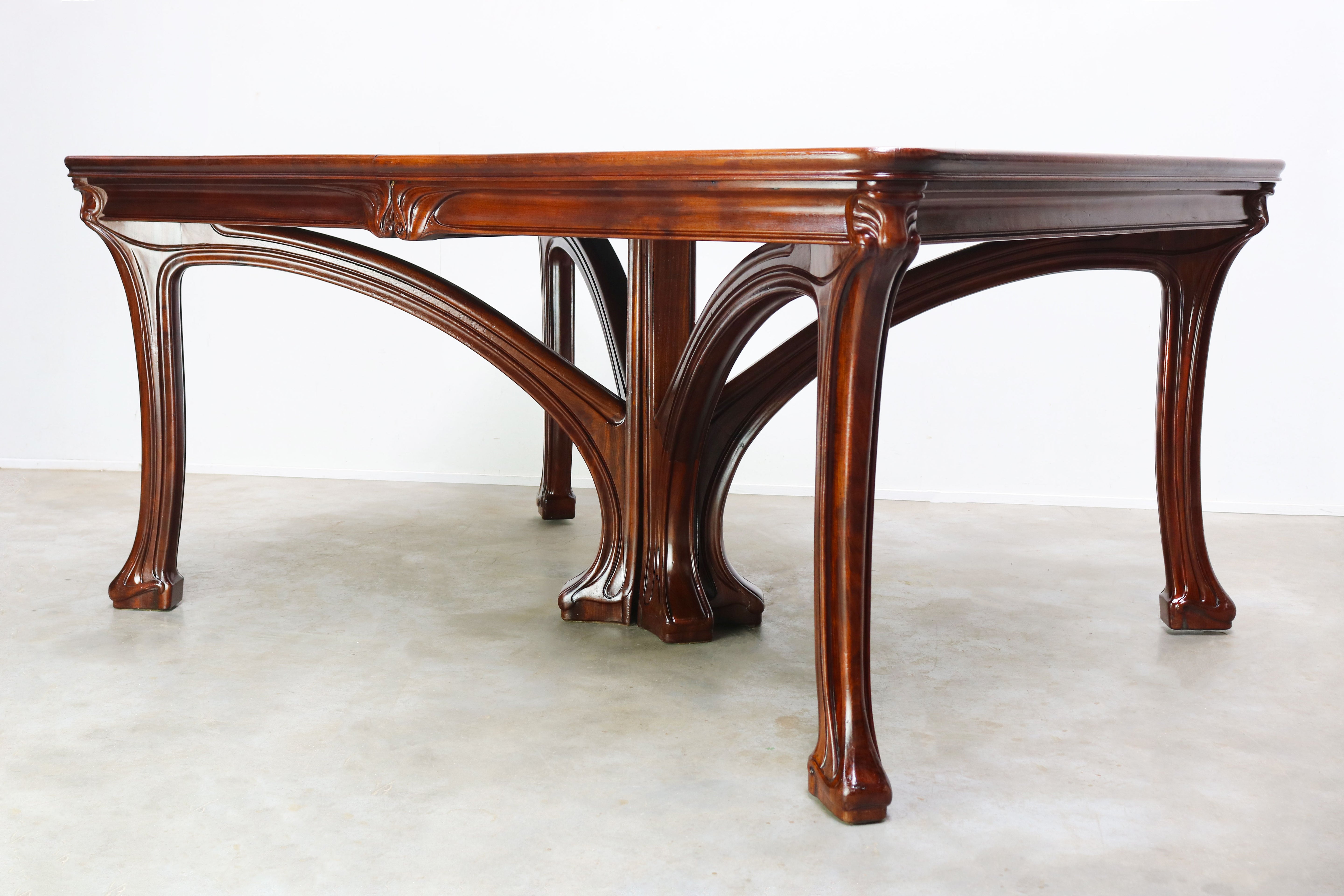 Exquisite Art Nouveau dining table by Eugene Gaillard for Maison Bing 1900