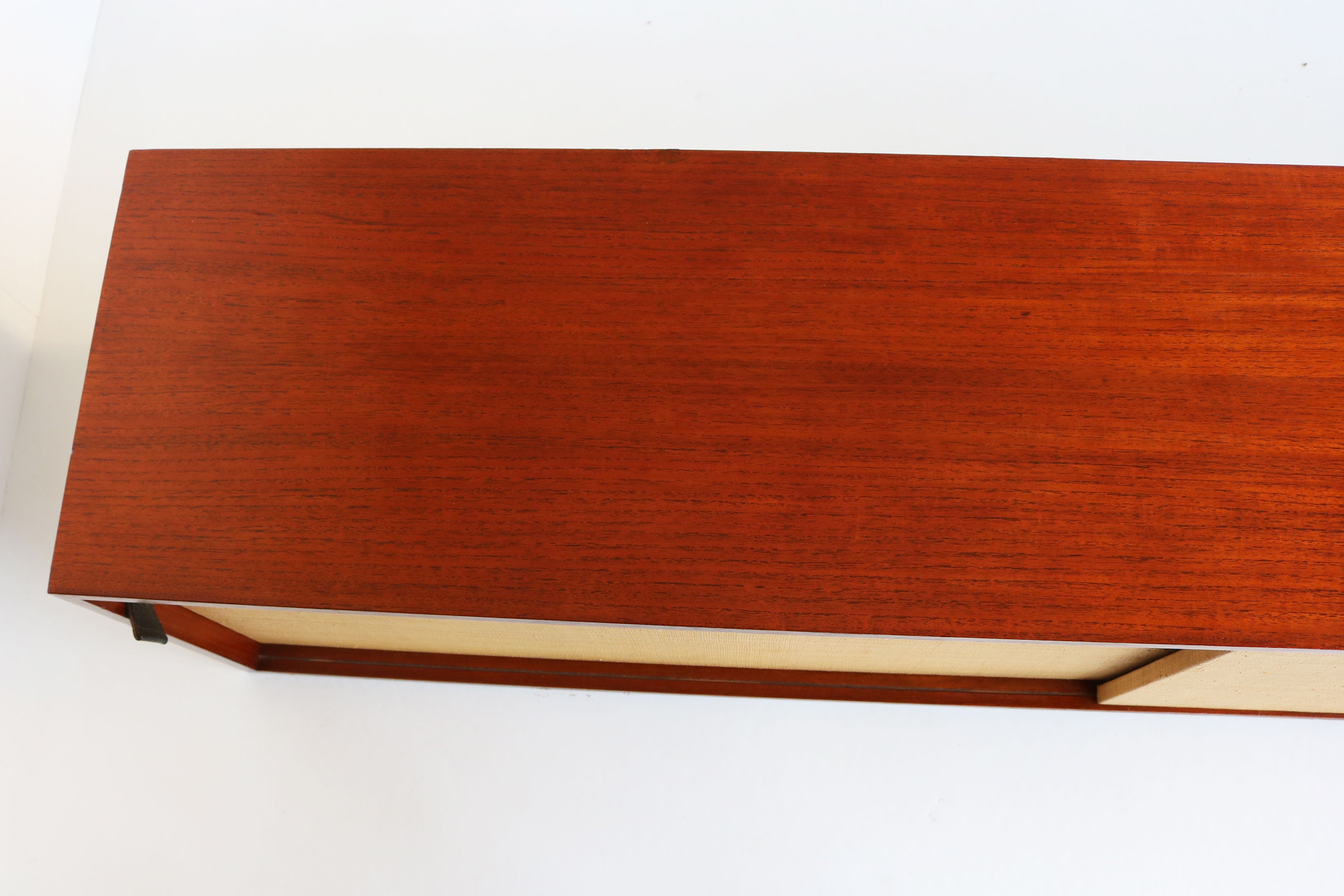 Floating Sideboard Model: 123 by Florence Knoll for Knoll 1960