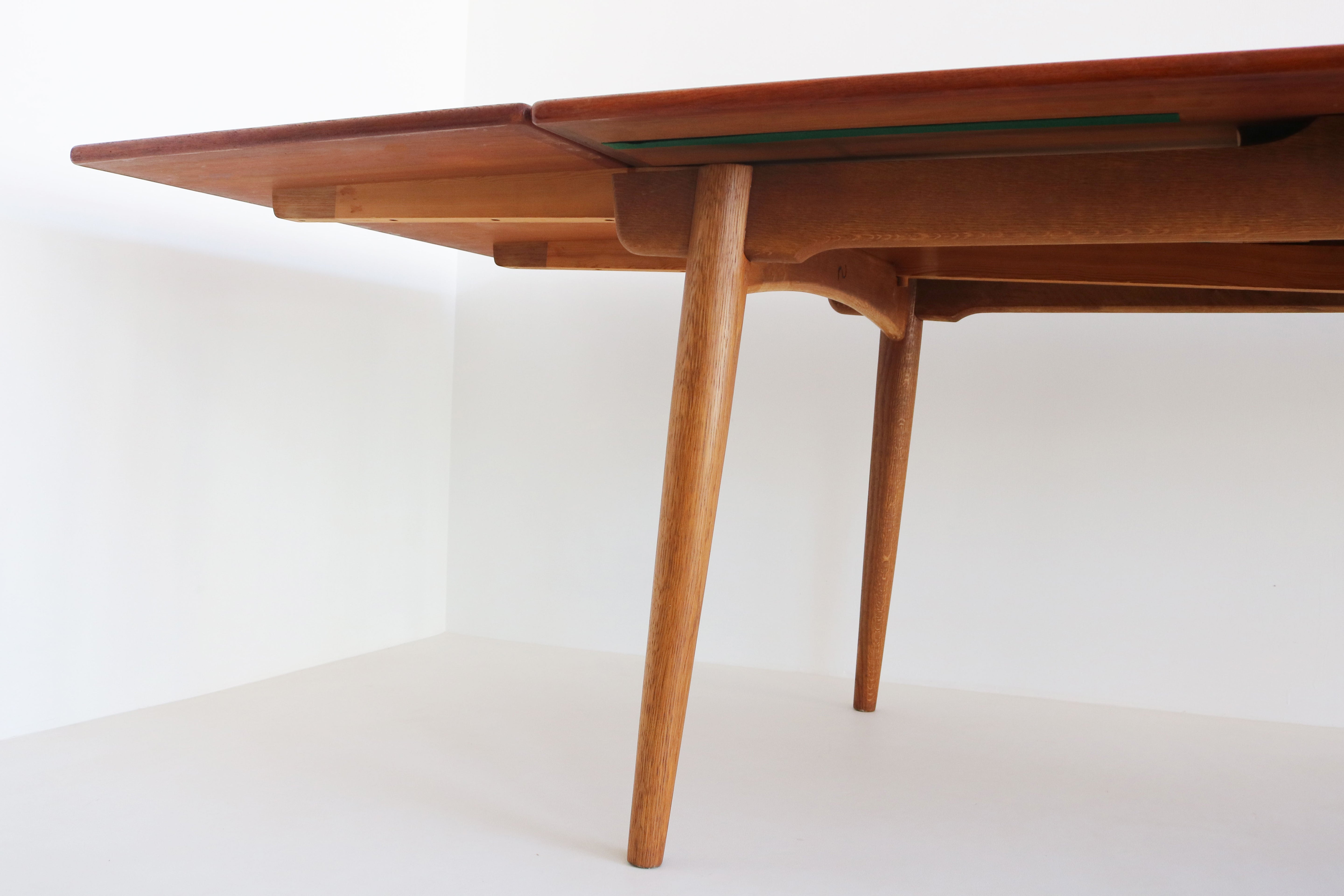 Rare AT-312 table in Teak & Oak by Hans J. Wegner for Andreas Tuck 1950
