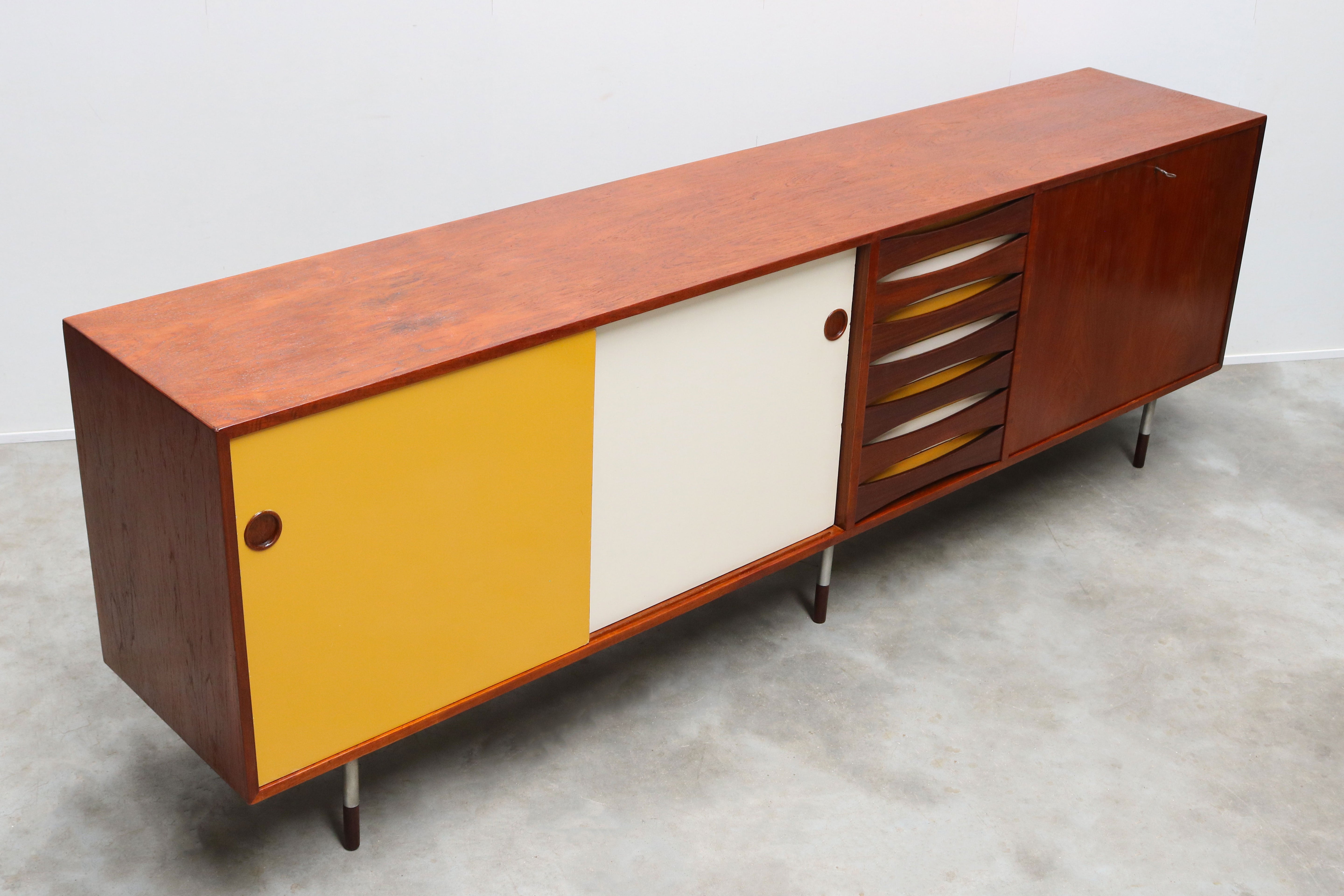 Original Arne Vodder model: 29A ''Triennale'' sideboard 1957 Denmark
