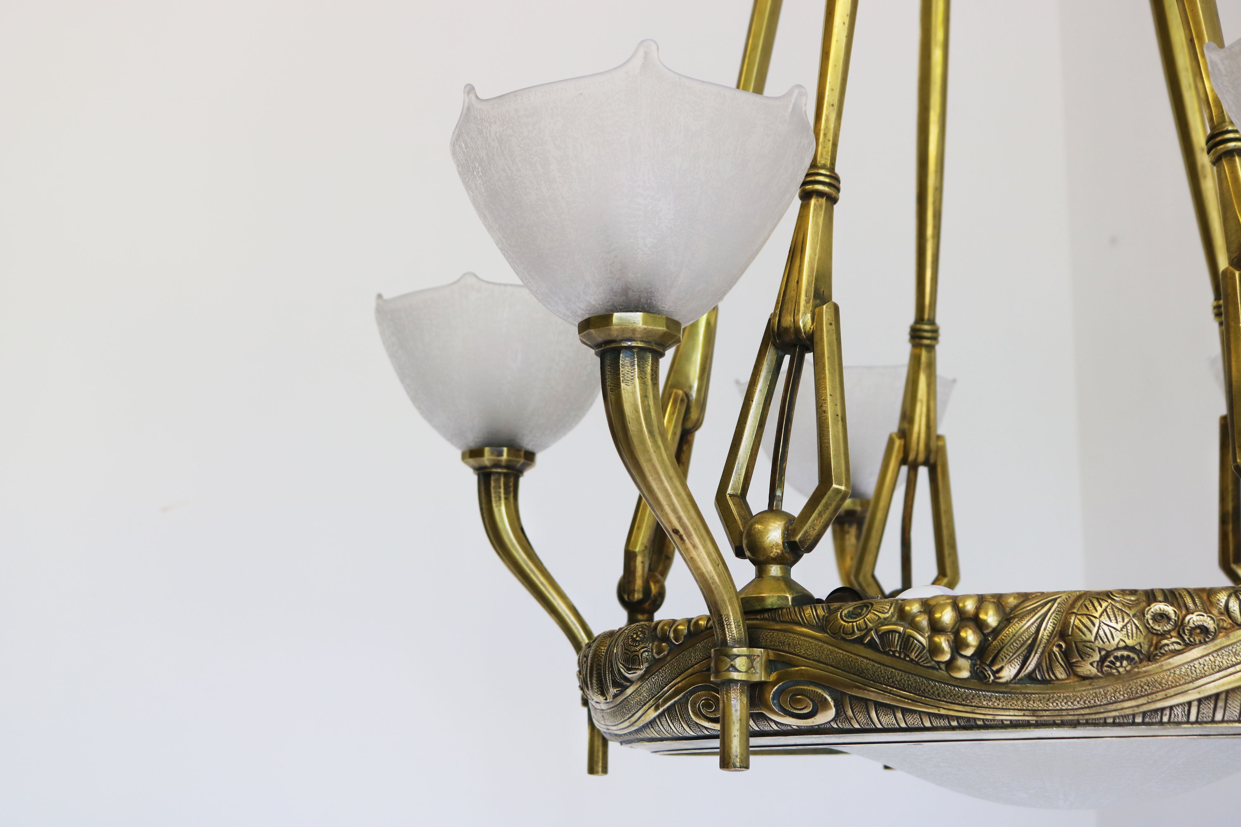 Monumental chandelier by Maurice Dufrene & Daum Nancy 1920