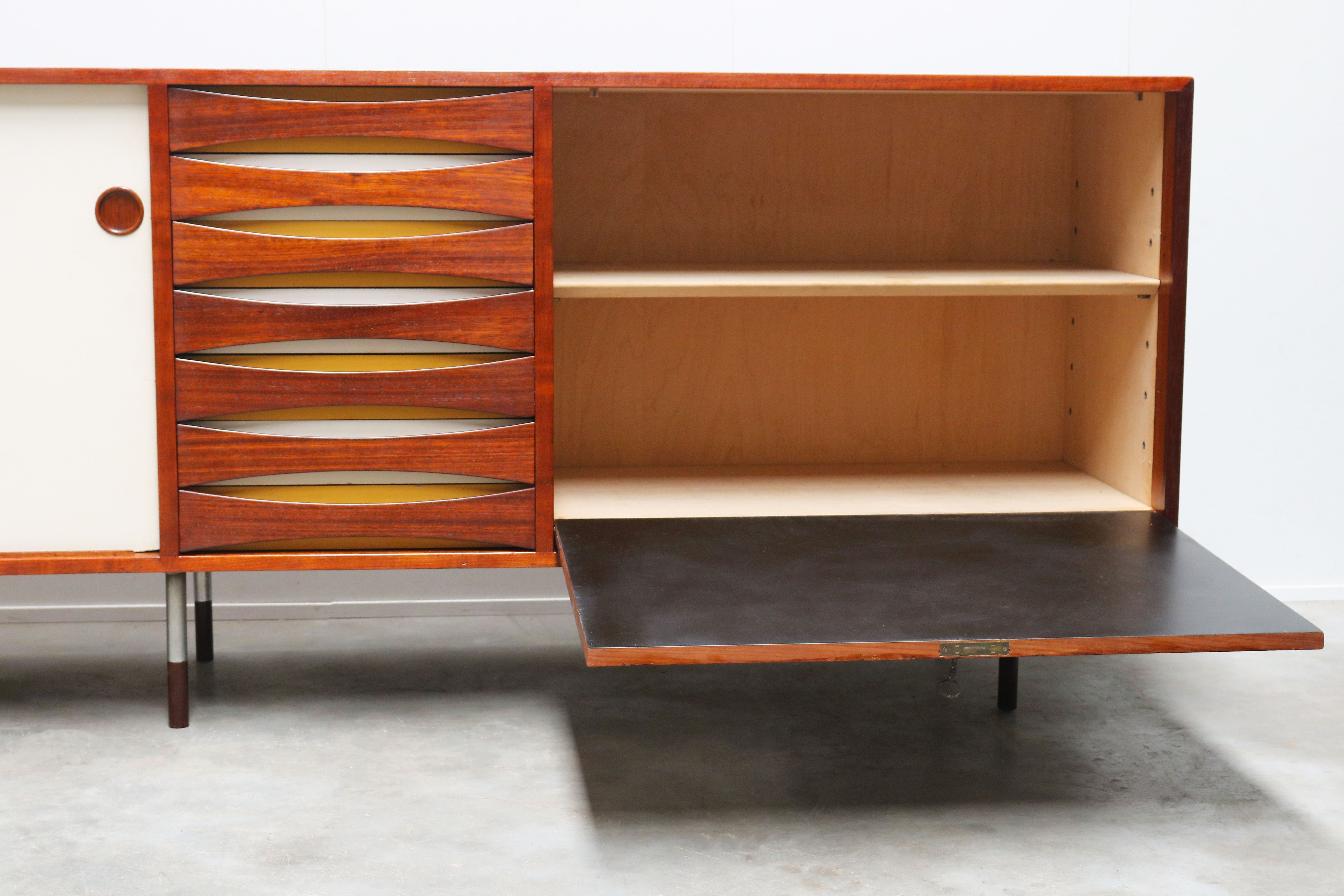 Original Arne Vodder model: 29A ''Triennale'' sideboard 1957 Denmark