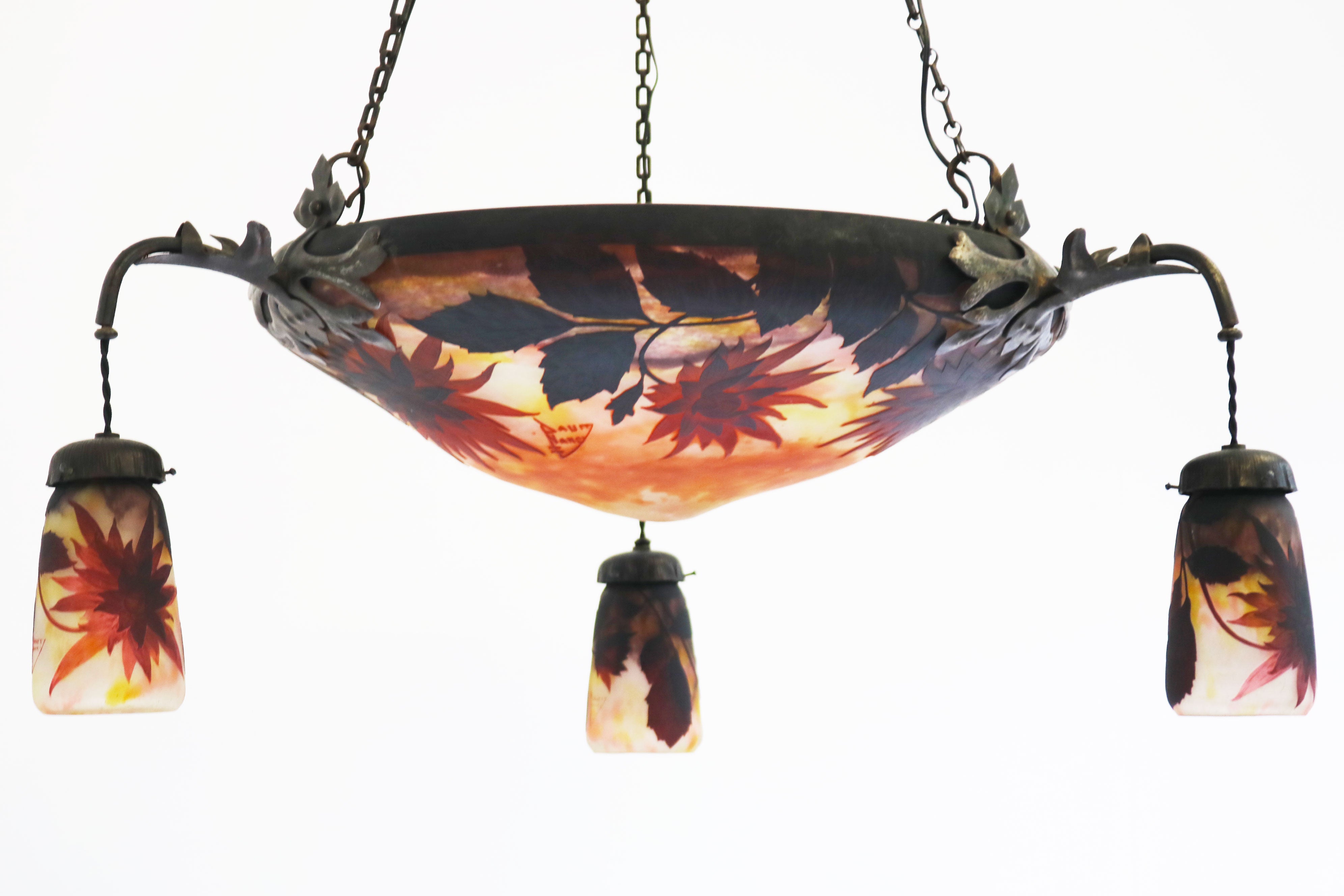 Exquisite ''Dahlia'' chandelier by Daum Nancy & Louis Majorelle