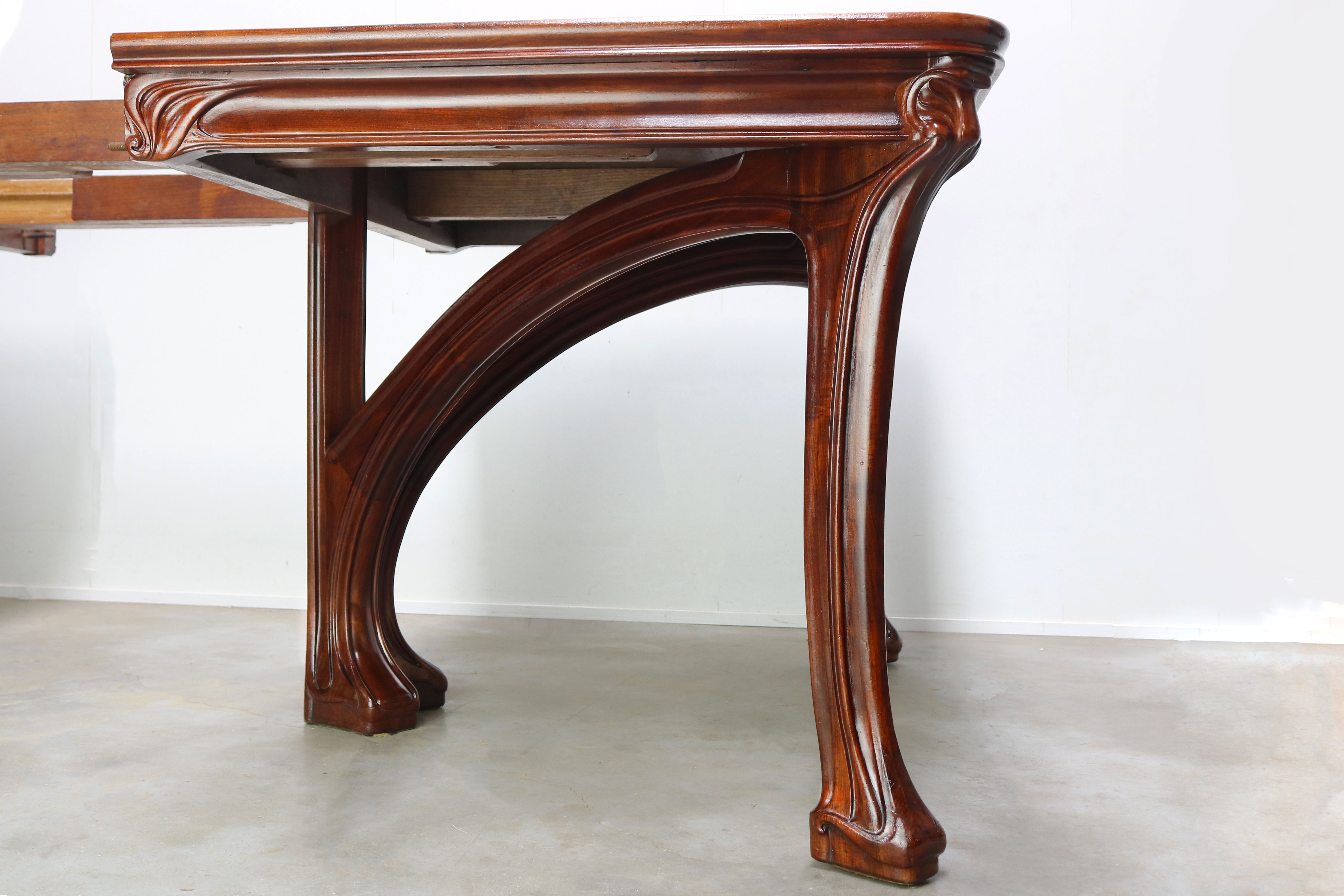 Exquisite Art Nouveau dining table by Eugene Gaillard for Maison Bing 1900
