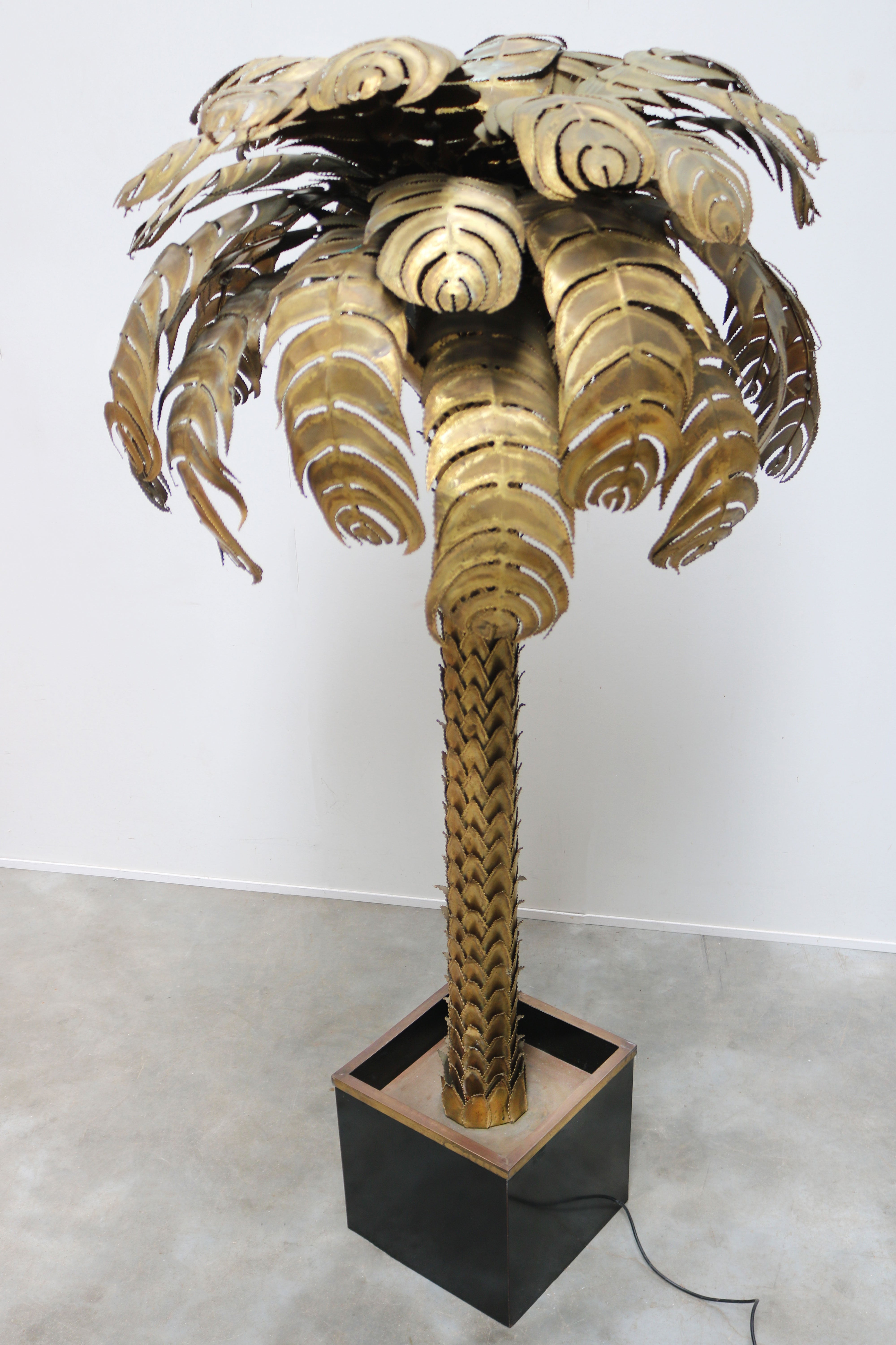 Large 195cm Palm tree floor lamp by Christian Techoueyres for Maison Jansen 1970
