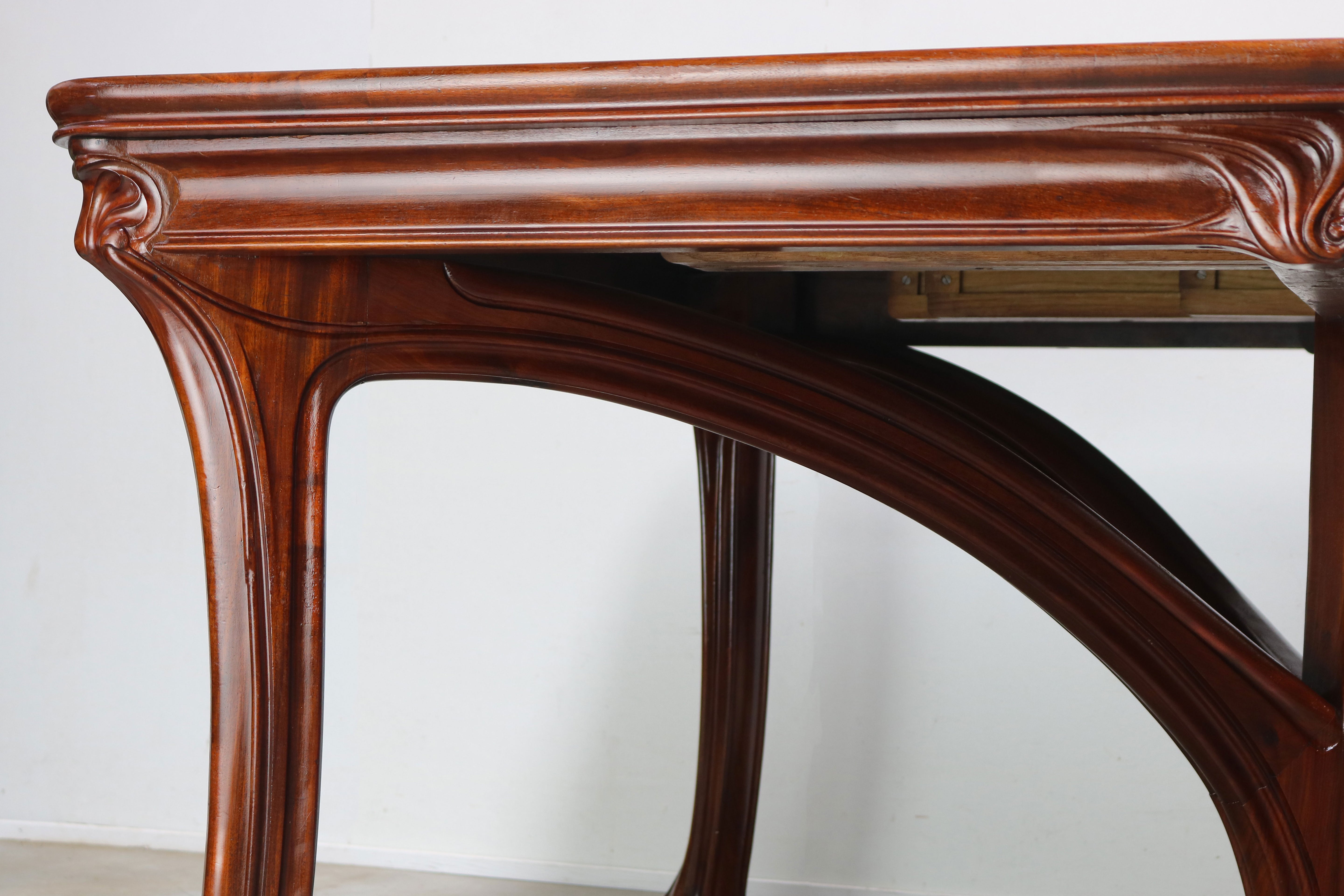 Exquisite Art Nouveau dining table by Eugene Gaillard for Maison Bing 1900