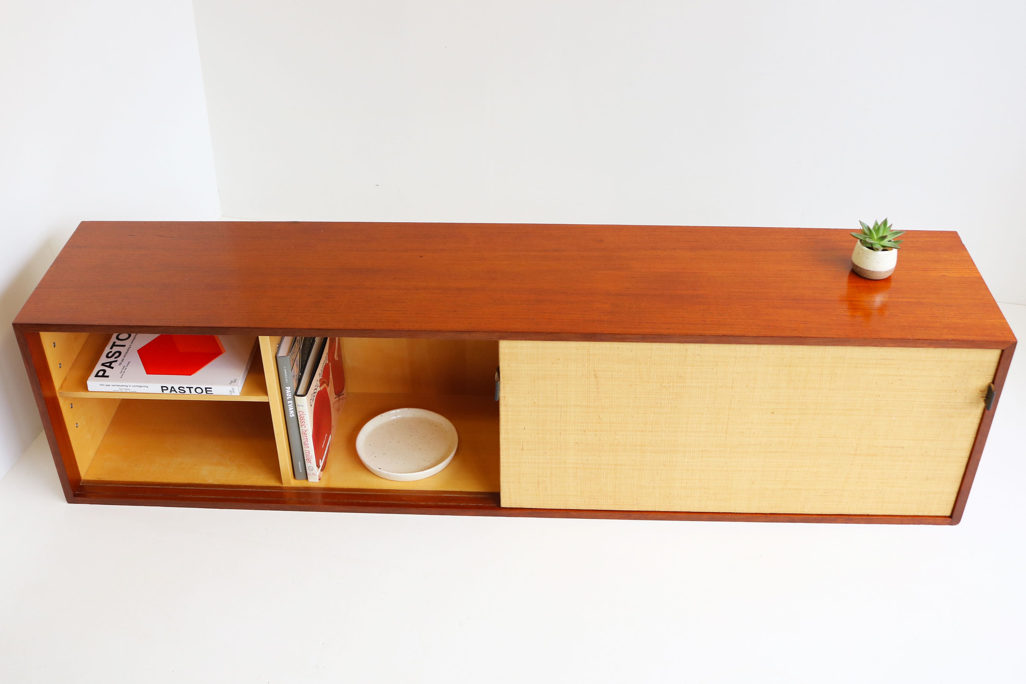Floating Sideboard Model: 123 by Florence Knoll for Knoll 1960