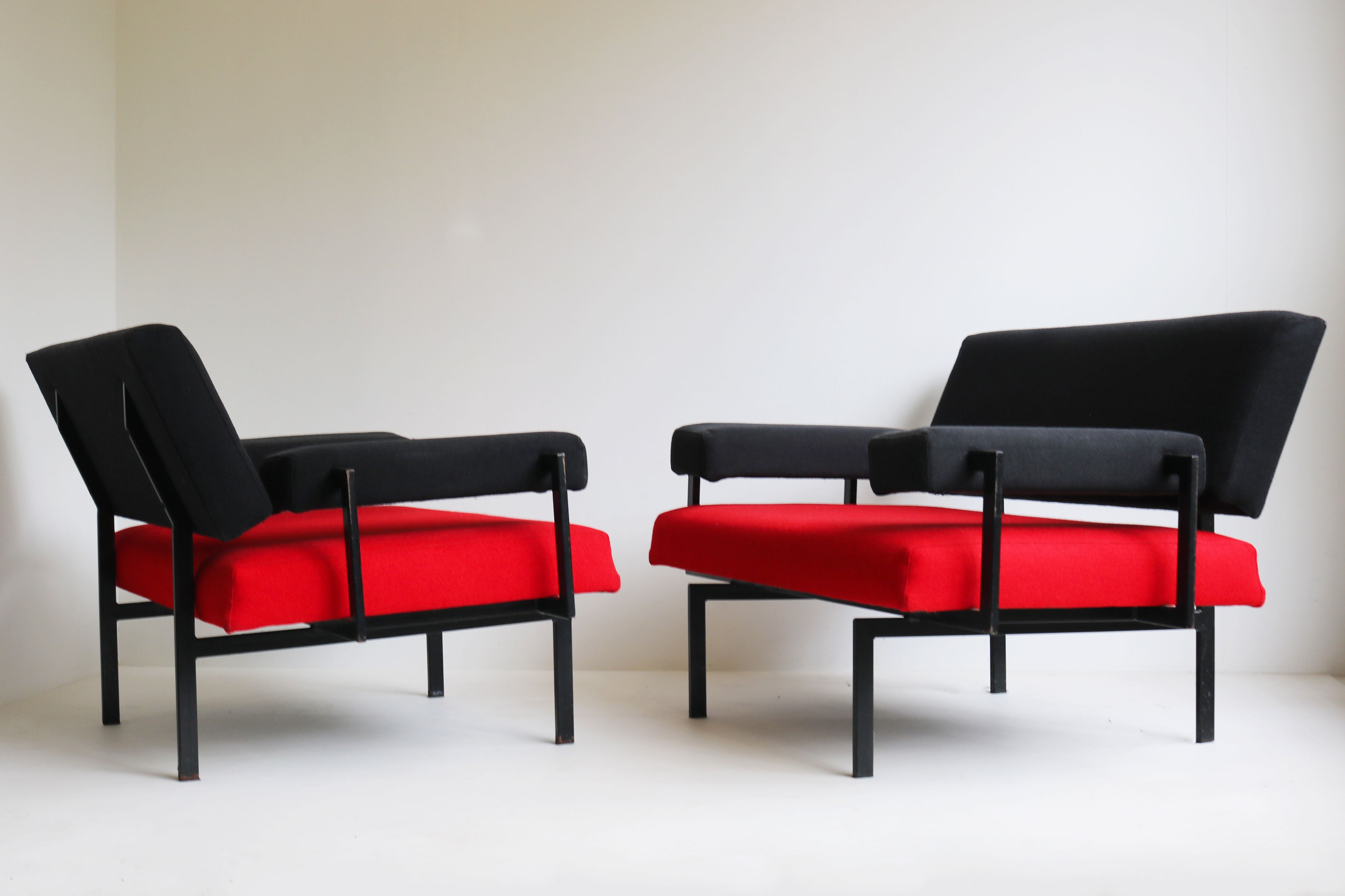 Pair of U+N Series lounge chairs By Cees Braakman for Pastoe 1950