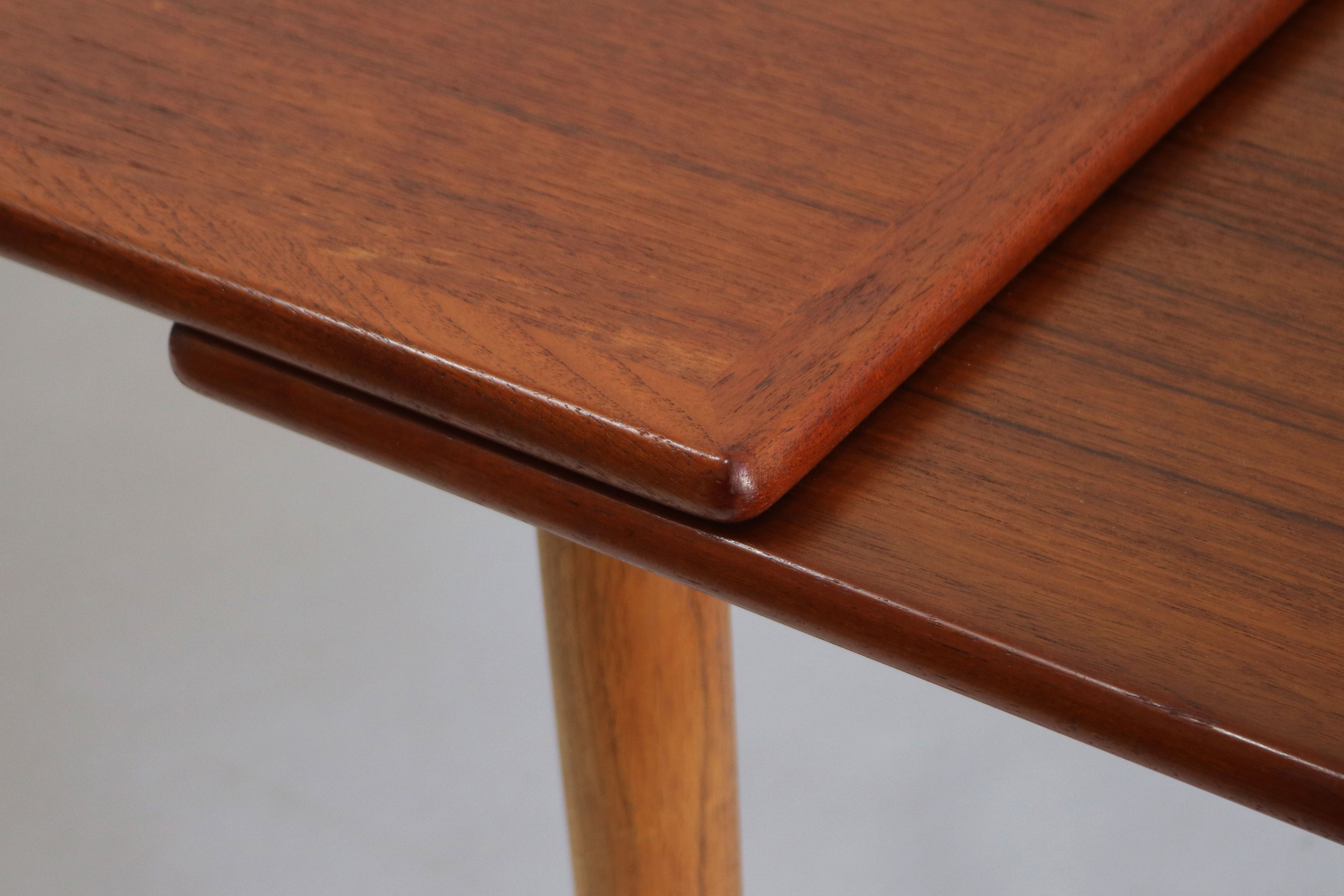 Rare AT-312 table in Teak & Oak by Hans J. Wegner for Andreas Tuck 1950