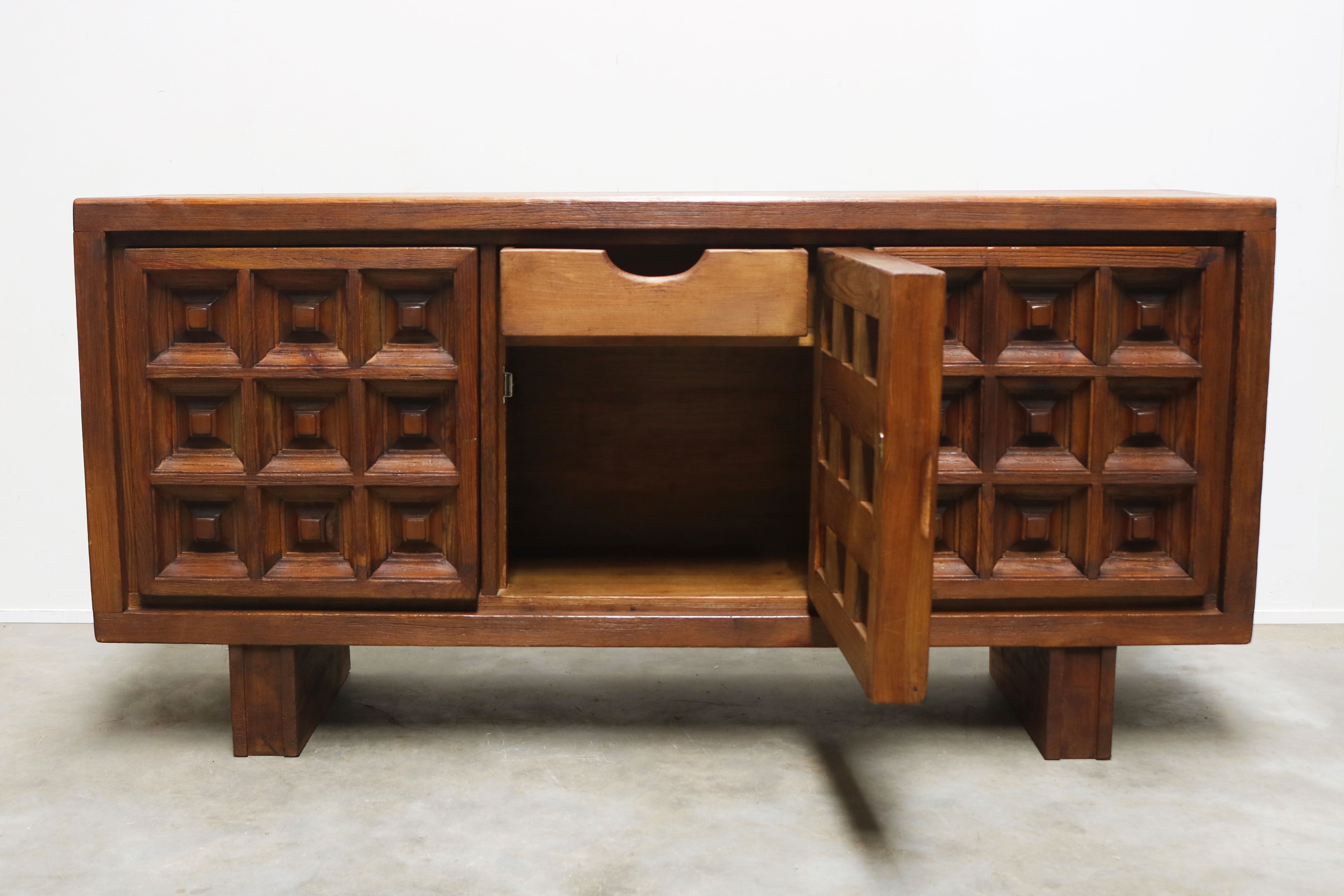 Exquisite Brutalist design sideboard by BIOSCA Spain 1960